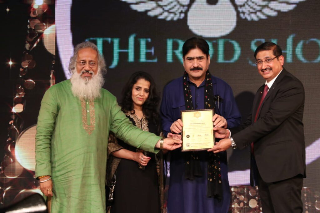 Dr P P Singh, Asia Shipping, attends Ridz Dime Darrel Awards as Chief Guest