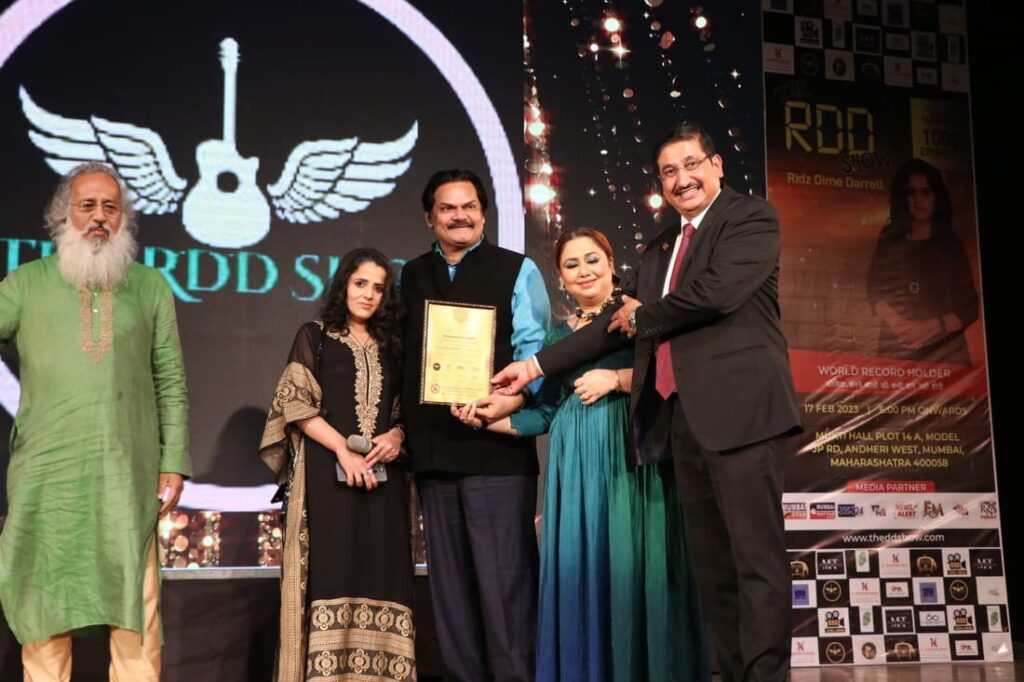 Dr P P Singh, Asia Shipping, attends Ridz Dime Darrel Awards as Chief Guest