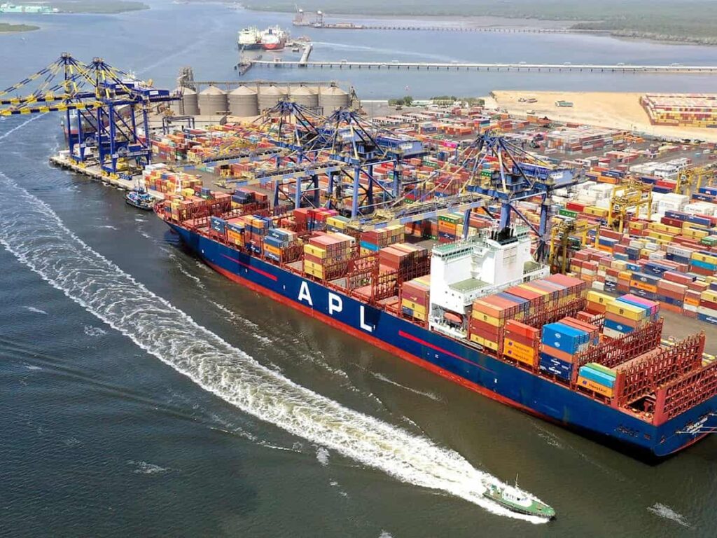 Pakistan and UAE are nearing an agreement on Karachi Port terminals