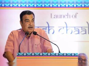 Government to construct 10,000 km of Greenfield Expressways: Gadkari