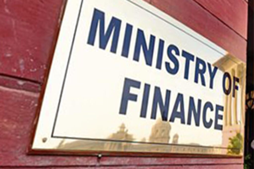 FinMin promotes private participation in Infrastructure projects 1 FinMin promotes private participation in Infrastructure projects