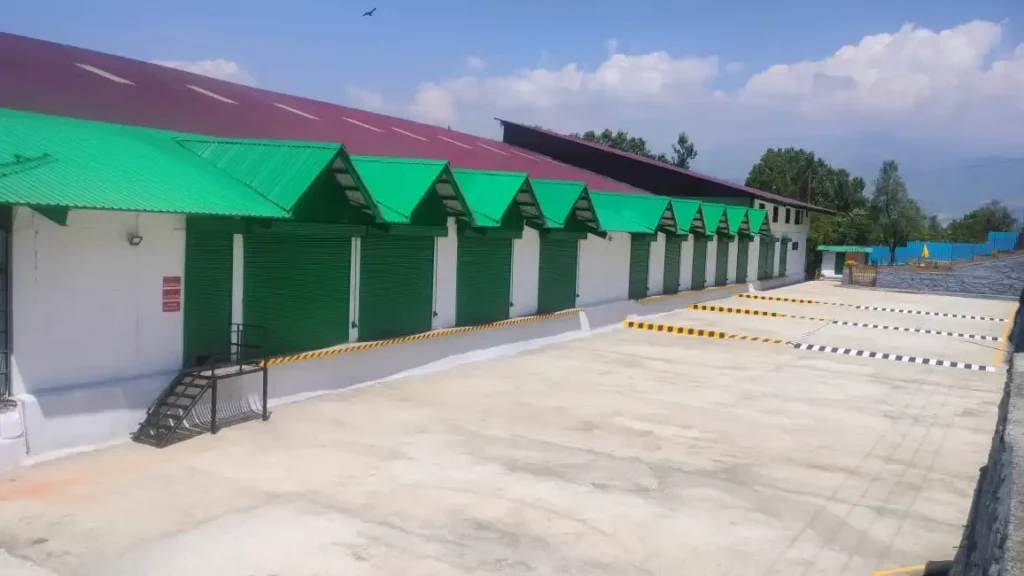 Safexpress unveils largest logistics park in Srinagar