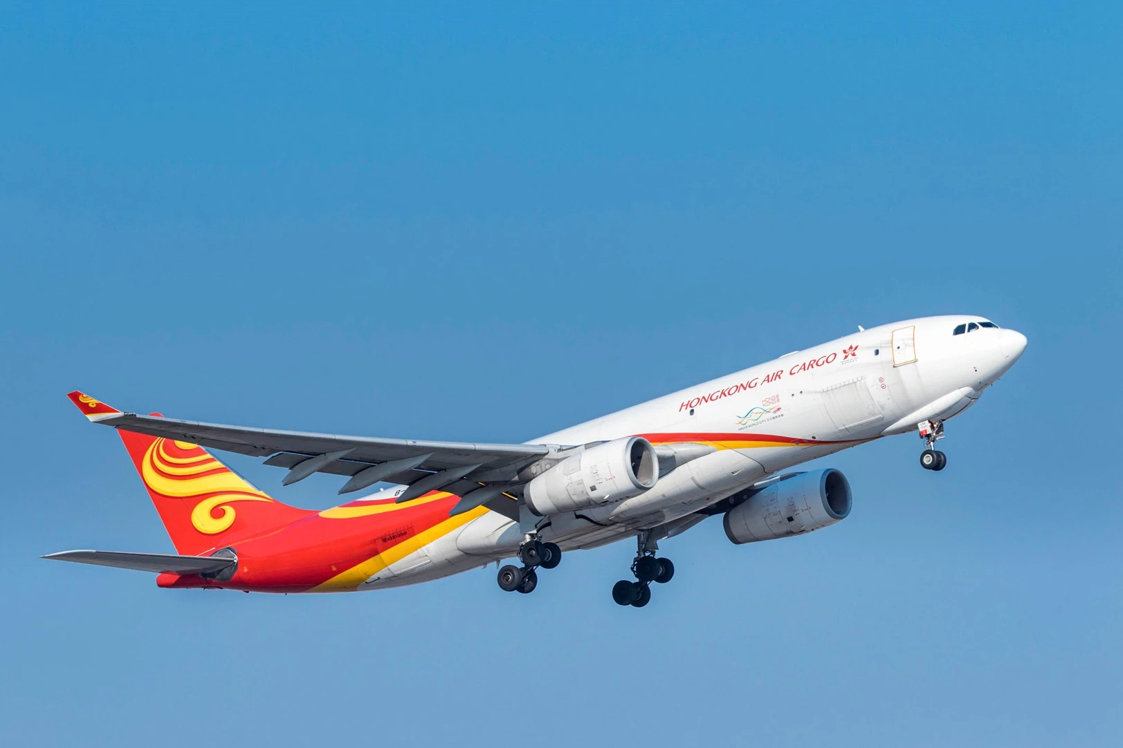 Hong Kong Air Cargo expands into Europe with new e-commerce flight