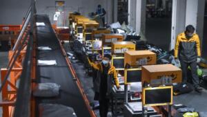 China's e-commerce logistics index rises to 112.8 in January 2024