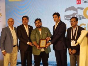 Chetak Group Founder Shri Jai Karan Sharma honoured as 'Logistics Man of India' by Economic Times