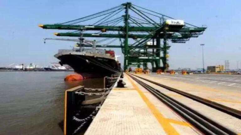 Kolkata Port Reports 65% Profit Surge, Sets Cargo Handling Record