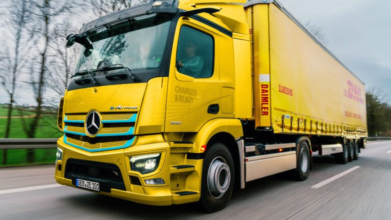 DHL Freight introduces fully electric tractor-trailers from Mercedes-Benz trucks