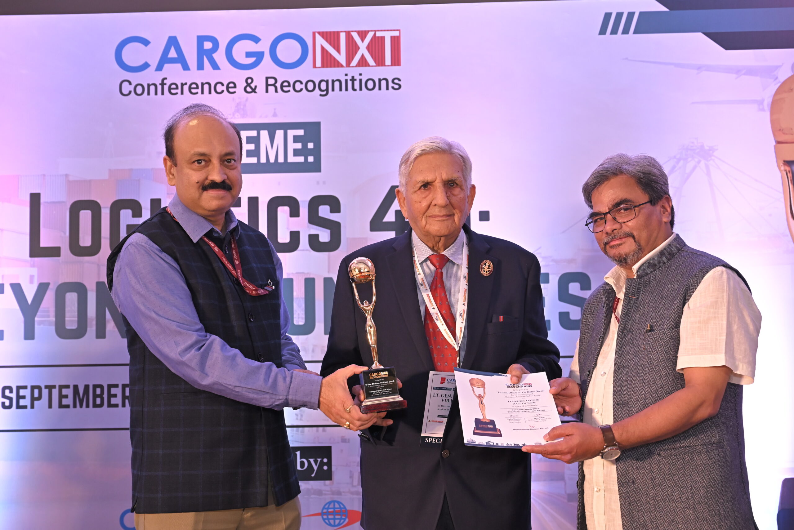 Cargo Insights honours Retd Lt Gen D V Kalra with the Logistics LegendHall of Fame Award