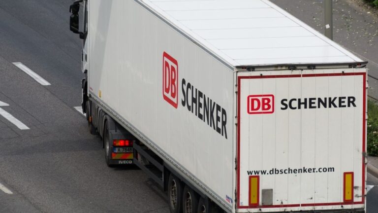 DB Schenker launches AI-powered cargo monitoring tool for ocean freight