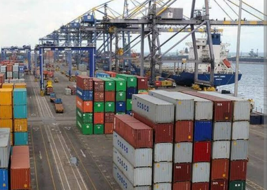 Cargo traffic at major Indian Ports drops 4.95% in November