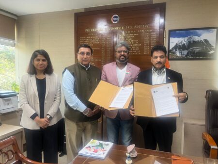 PHDCCI and CSRLSC ink MoU to boost logistics and supply chain 