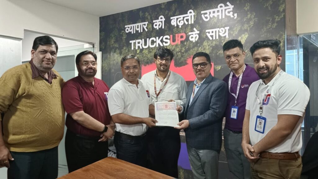 TrucksUp, AU Small Finance Bank partner to boost truck financing