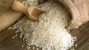 India lifts export ban on broken rice to boost shipments