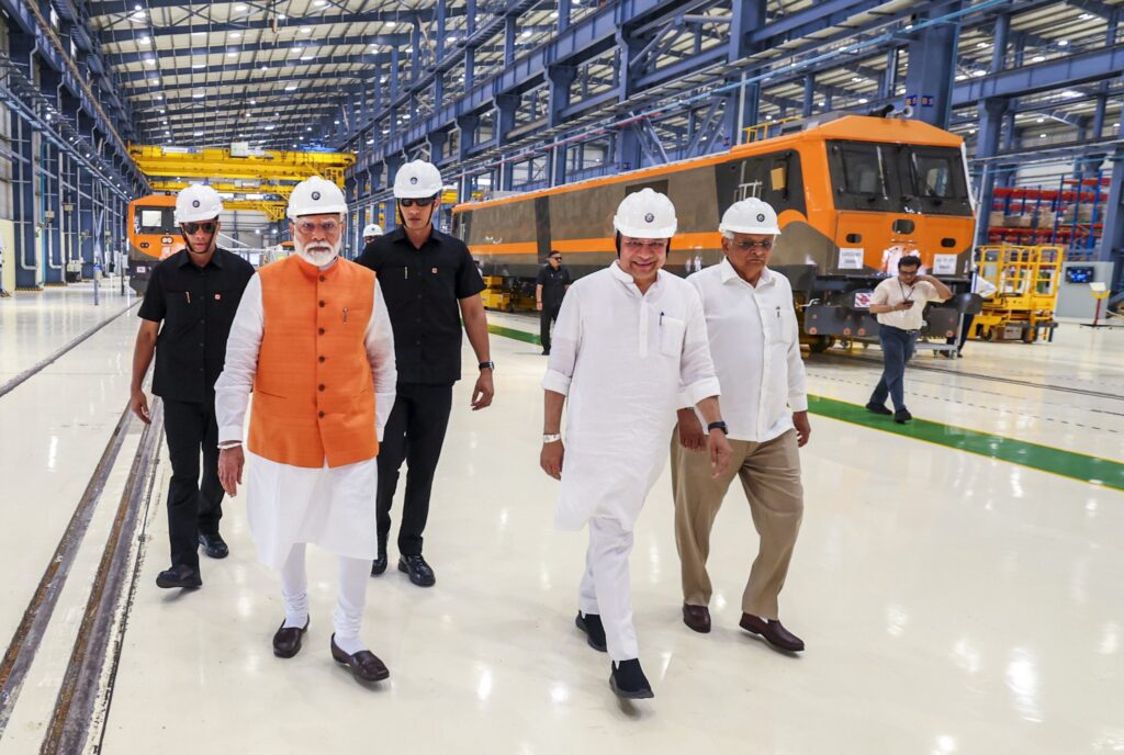 9000 HP electric engine to boost freight efficiency for railways 2 9000 HP electric engine to boost freight efficiency for railways