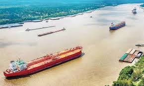 The government invests ₹6,833 Cr to boost national waterways infrastructure nationwide
