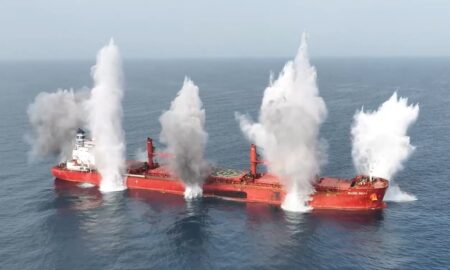 Houthis warn 64 shipowners over Israel links, threaten Red Sea attacks