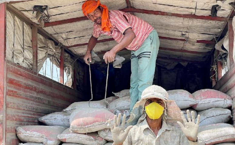 Labour law overhaul signals higher cost, greater flexibility for logistics 1 Labour law overhaul signals higher cost, greater flexibility for logistics