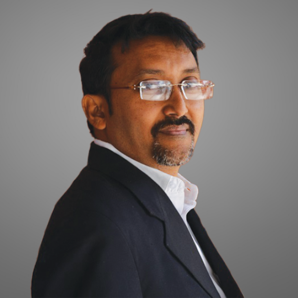 Global Sync: Interconnected architecture of trade