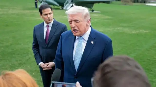 Trump Pauses Iran Strikes, Claims Productive Talks on War Resolution