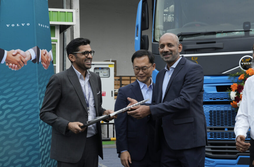 CJ Darcl Inducts First Heavy-Duty Electric Truck