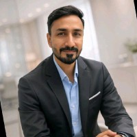 Avinash Singh Boosts Om Logistics as VP- Head Of Operations