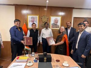 Five OEMs Sign MoU to Replace Old Trucks and Buses in Delhi-NCR Five OEMs Sign MoU to Replace Old Trucks and Buses in Delhi-NCR