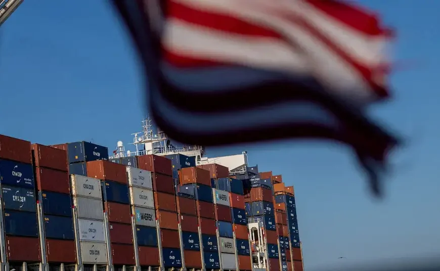 US Trade Deficit Narrows to $73.3 Billion in June 2026