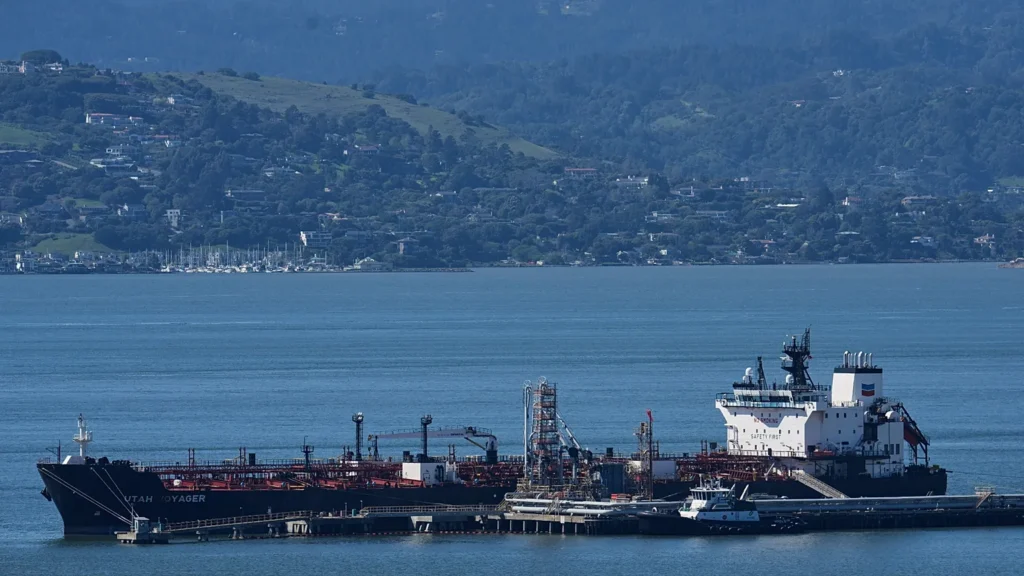 Oil Prices Stay High Despite Hormuz Recovery 1 Oil Prices Stay High Despite Hormuz Recovery